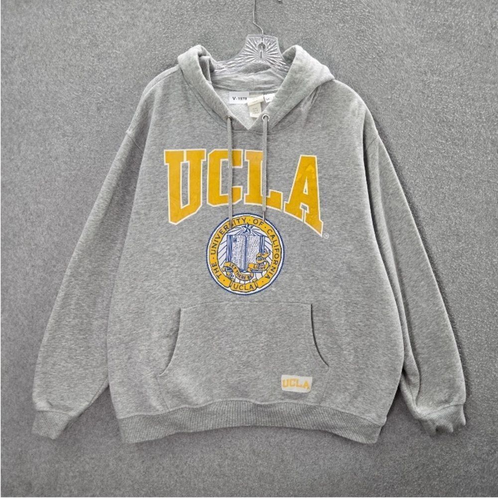 UCLA H&M Gray and Yellow Hoodie Sweater Unisex Size L